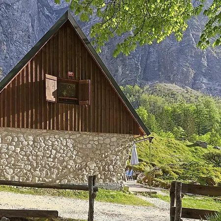 بيت للعطل Fairy Tale House *