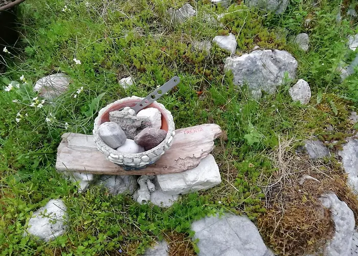 Fairy Tale House Трента